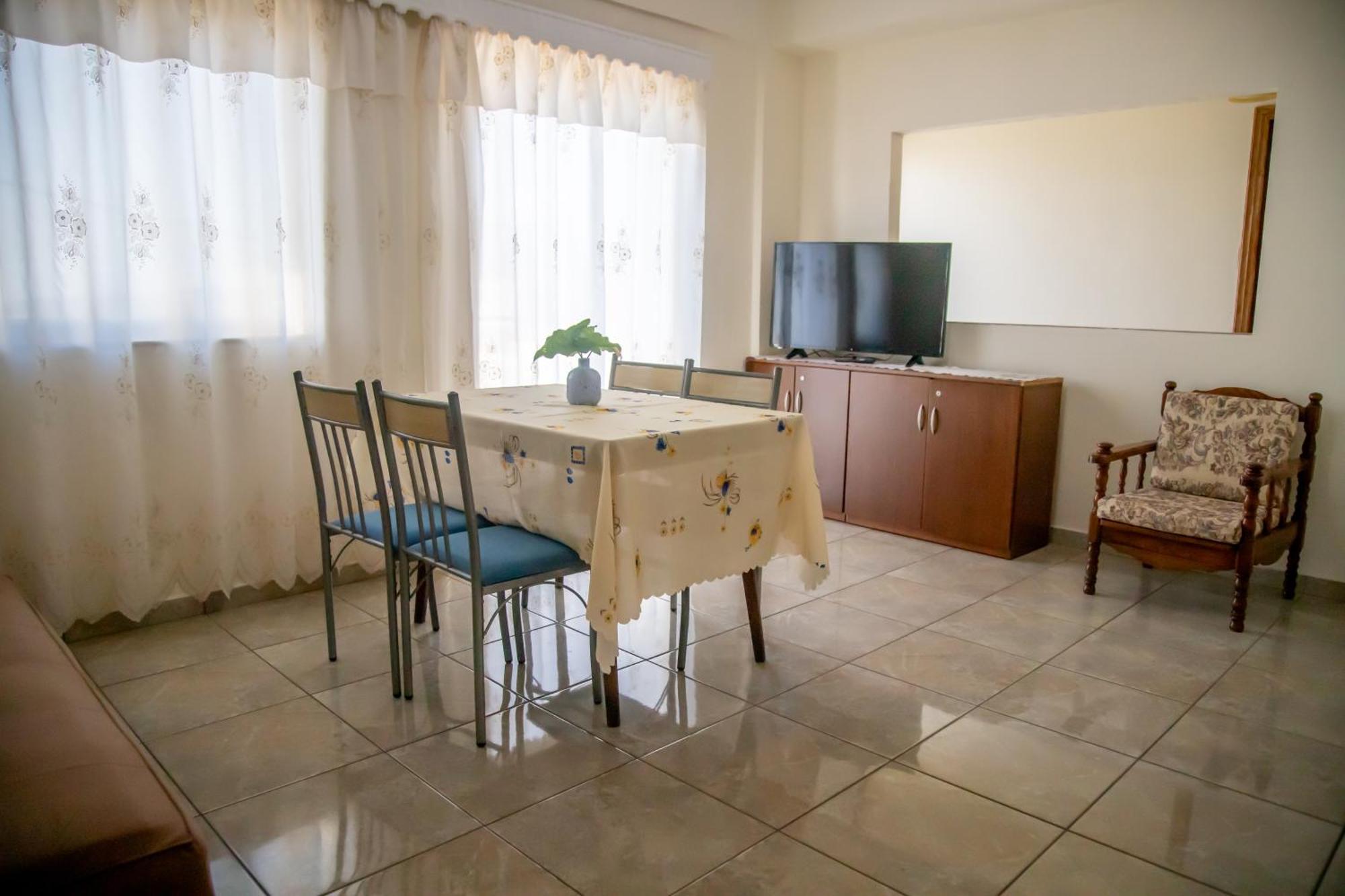 Santis Apartment Areopoli Ngoại thất bức ảnh