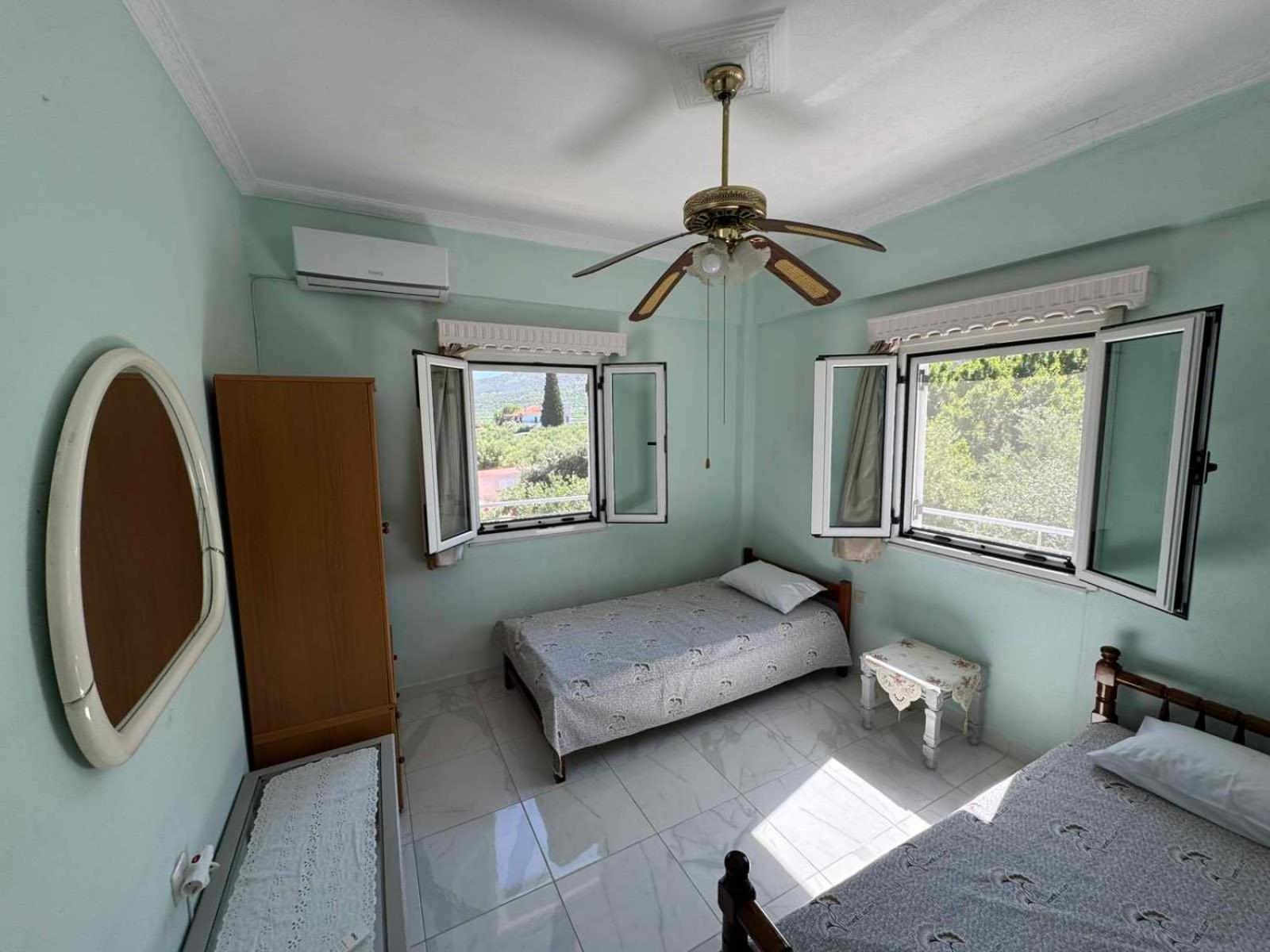 Santis Apartment Areopoli Ngoại thất bức ảnh